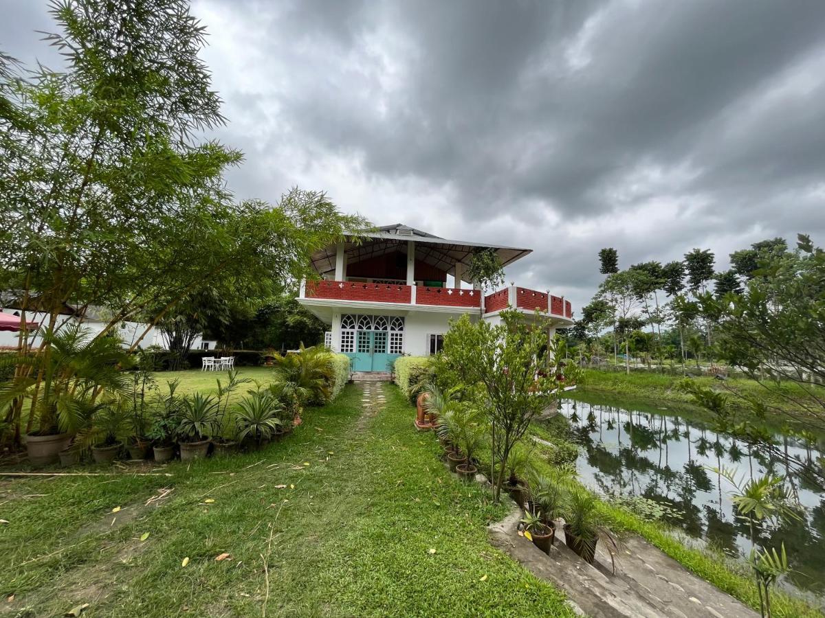 Manas Jungle Retreat Hotel Jyoti Gaon Exterior photo